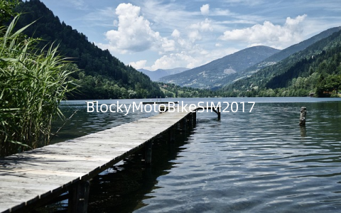 BlockyMotoBikeSIM2017模拟方块摩托车V1.2安卓版